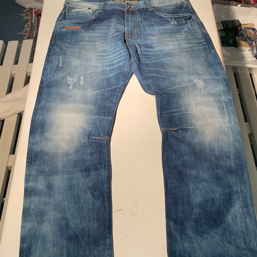 Akoo Men's Distressed Blue Jeans